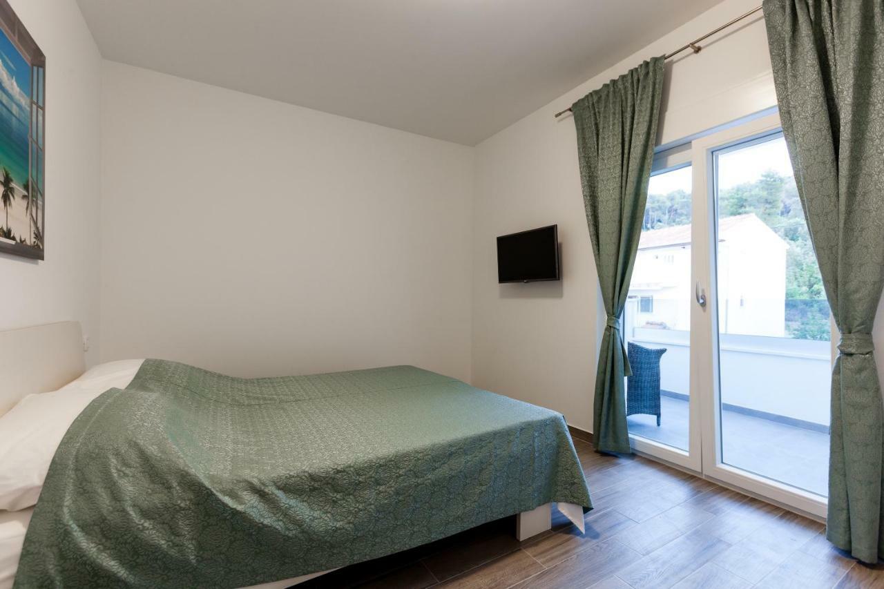 Luxury Villa Aria, Apartment Trogir Exterior photo