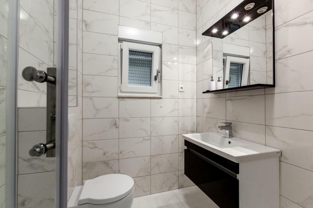 Luxury Villa Aria, Apartment Trogir Exterior photo