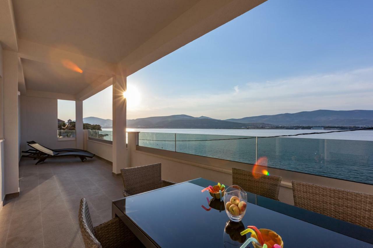 Luxury Villa Aria, Apartment Trogir Exterior photo