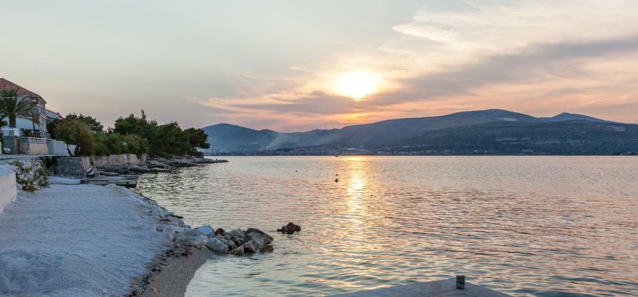 Luxury Villa Aria, Apartment Trogir Exterior photo